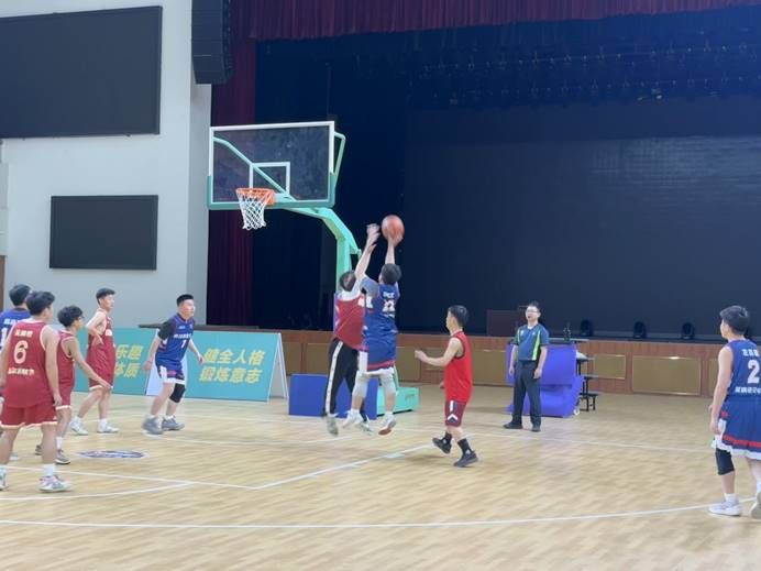 71983249c12146f186229550212b2358